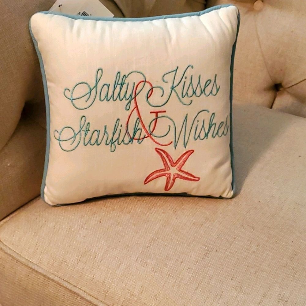 🧜🏼‍♀️Salty Kisses, Starfish Wishes Pillow